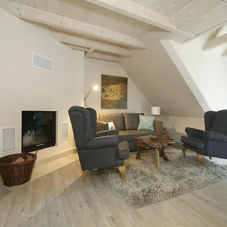 Apartmán Fuer 8 Personen Mit Balkon In Uckeritz
