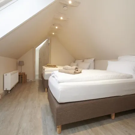 Fuer 8 Personen Mit Balkon In Apartmán Uckeritz