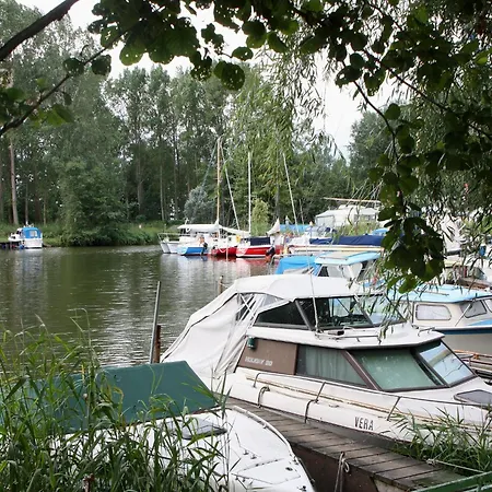 Apartmán Fuer 8 Personen Mit Balkon In Uckeritz